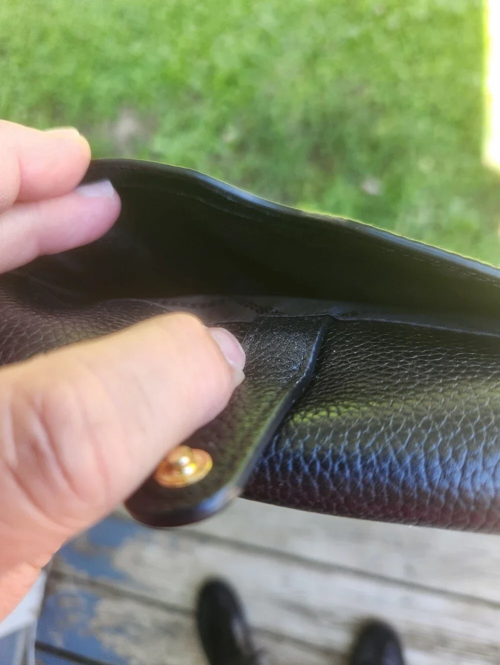 Michael Kors Black Pebbled Leather Crossbody Wallet EUC